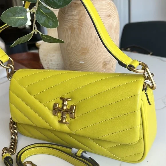 SMALL KIRA CHEVRON FLAP SHOULDER BAG - Picture 7 of 13